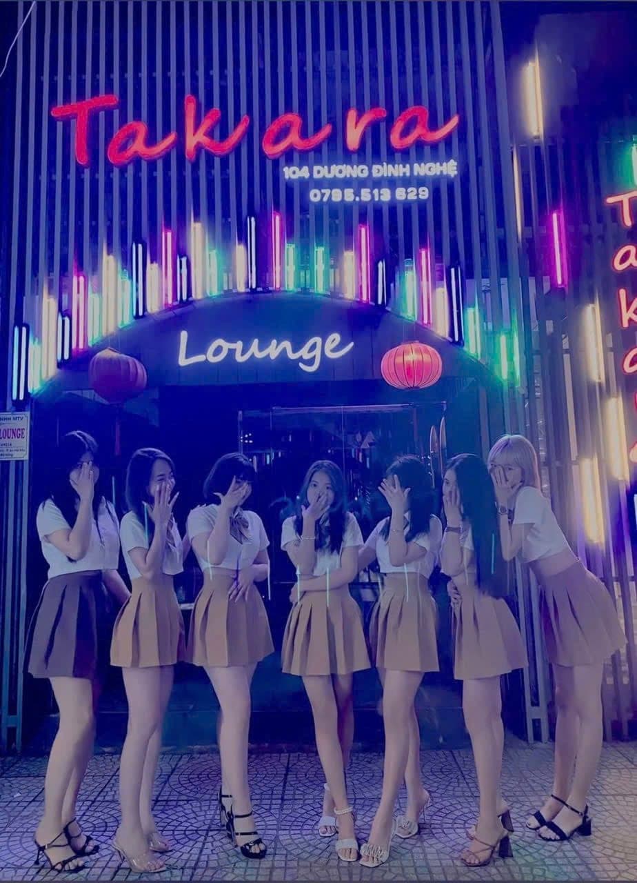 다낭 한강 바/라운지 타카라 바 사진