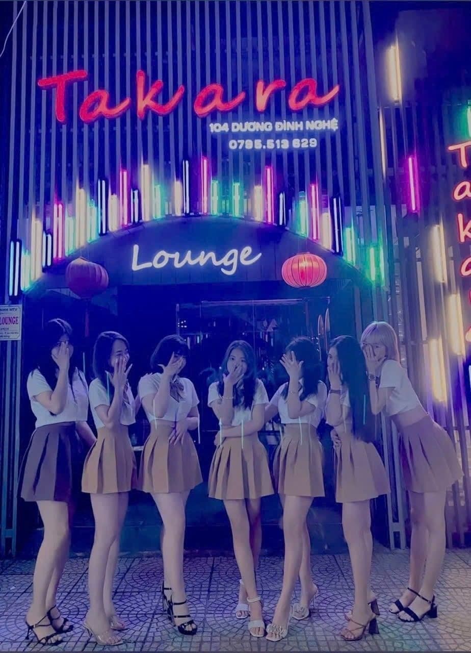 다낭 한강 바/라운지 타카라 바 사진
