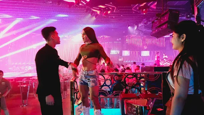 다낭 클럽 OQ 이용방법 및 예약 - 다놀자